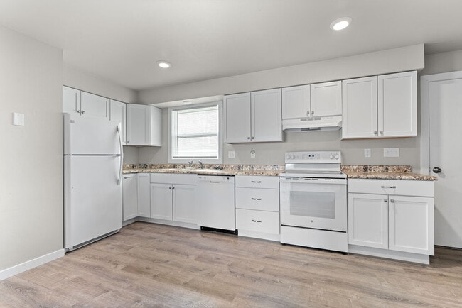 1222 W Weiland Ln in Appleton, WI - Building Photo - Building Photo