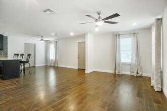 617 Park St in Azle, TX - Building Photo - Building Photo