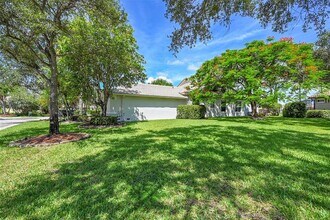 11163 NW 69th Pl in Parkland, FL - Building Photo - Building Photo