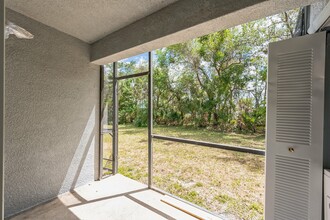 Opus Apartments in Naples, FL - Building Photo - Building Photo