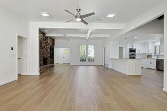 3916 Winter Park Ln in Addison, TX - Building Photo - Building Photo