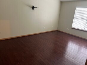 2419 Sheehan Dr in Naperville, IL - Building Photo - Building Photo