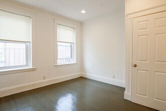 54 Queensberry St, Unit P4 in Boston, MA - Building Photo - Building Photo