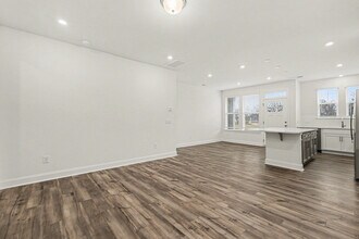 2915 Herringbone Rd in Charlotte, NC - Foto de edificio - Building Photo