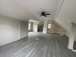 11401 Continental Ave in Cleveland, OH - Building Photo - Building Photo