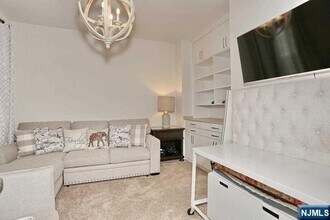 4-12-30 30th St in Fair Lawn, NJ - Building Photo - Building Photo