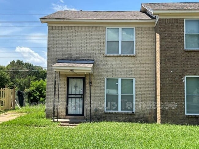 property at 3433 Barbwood Dr