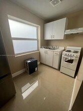 4121 SW 20th St in Fort Lauderdale, FL - Foto de edificio - Building Photo