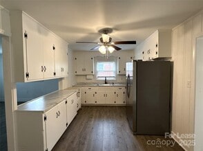 3709 Topsfield Rd in Charlotte, NC - Building Photo - Building Photo