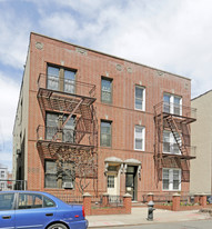 24-60 27th St in Astoria, NY - Building Photo
