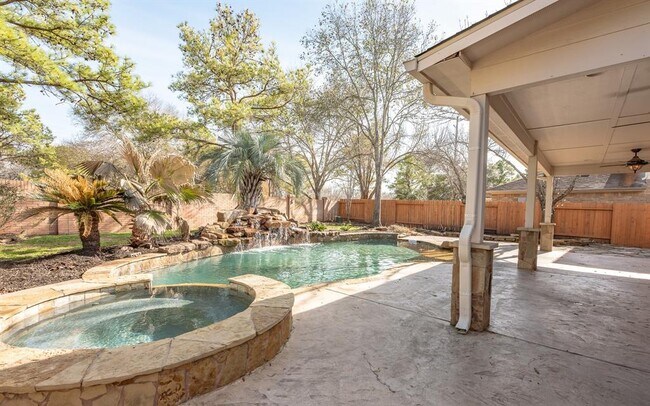 3315 Twinmont Ln in Katy, TX - Building Photo - Building Photo
