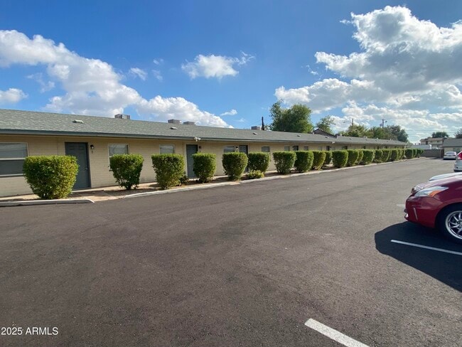 property at 1595 W Mountain View Rd