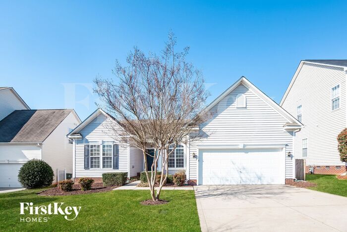 2560 McGinnes Pl NW in Concord, NC - Foto de edificio