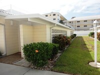 1205 Tarpon Center Dr in Venice, FL - Building Photo - Building Photo