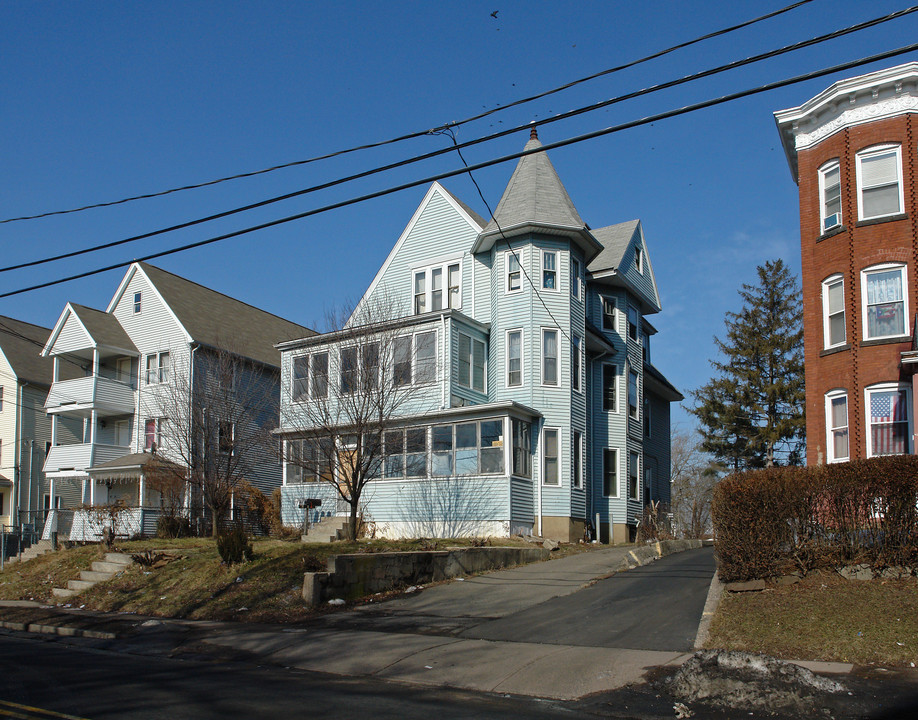 42 Brown St in Hartford, CT - Foto de edificio