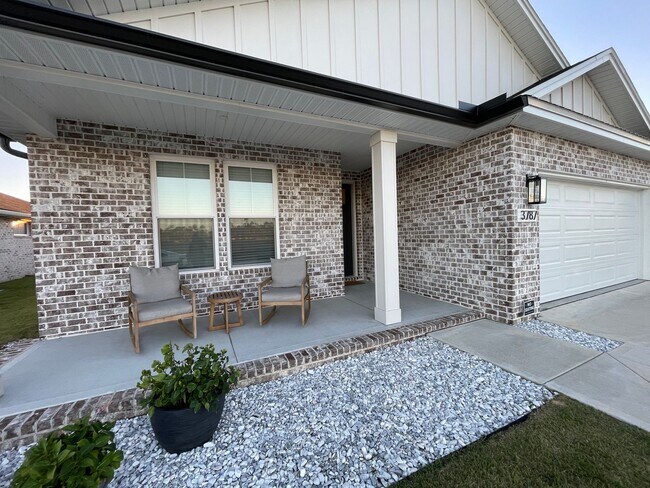 3787 Basal St in Panama City, FL - Foto de edificio - Building Photo