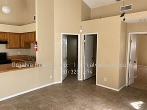 2906 W Avenida Obregon in Tucson, AZ - Building Photo - Building Photo