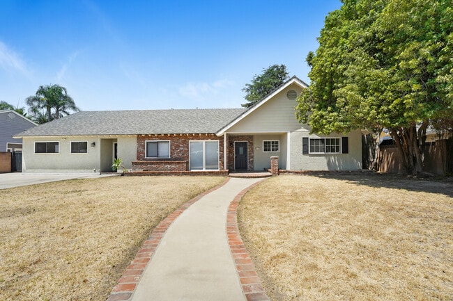 property at 8547 Keokuk Ave