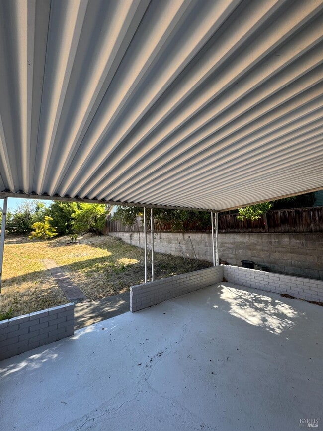 property at 1136 Warren Ave