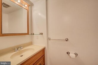 27 Briarstone Ln in Gaithersburg, MD - Building Photo - Building Photo