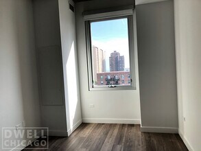 3914 N Broadway St, Unit 1 in Chicago, IL - Foto de edificio - Building Photo