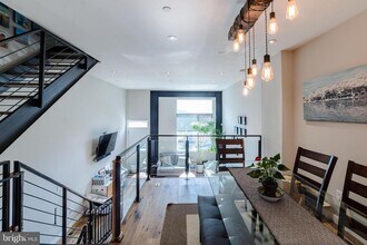 1427 E Columbia Ave in Philadelphia, PA - Building Photo - Building Photo