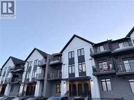 405 Myers Rd in Cambridge, ON - Building Photo