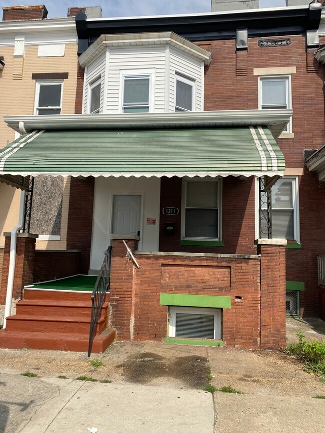 property at 1211 Poplar Grove St