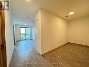 3429-3429 Sheppard Ave E in Toronto, ON - Building Photo - Building Photo