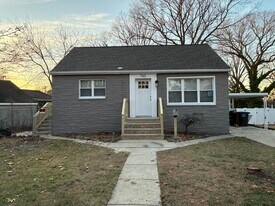 760 Ashbourne Ave in Lindenwold, NJ - Building Photo