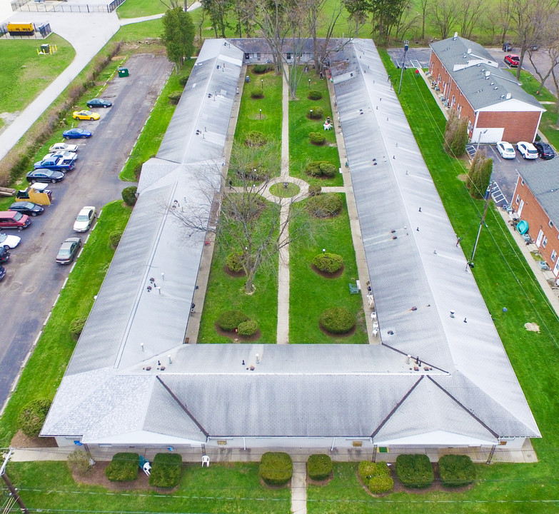 Glendale Manor in Toledo, OH - Building Photo