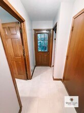 6251 Byron Rd in Zeeland, MI - Foto de edificio - Building Photo