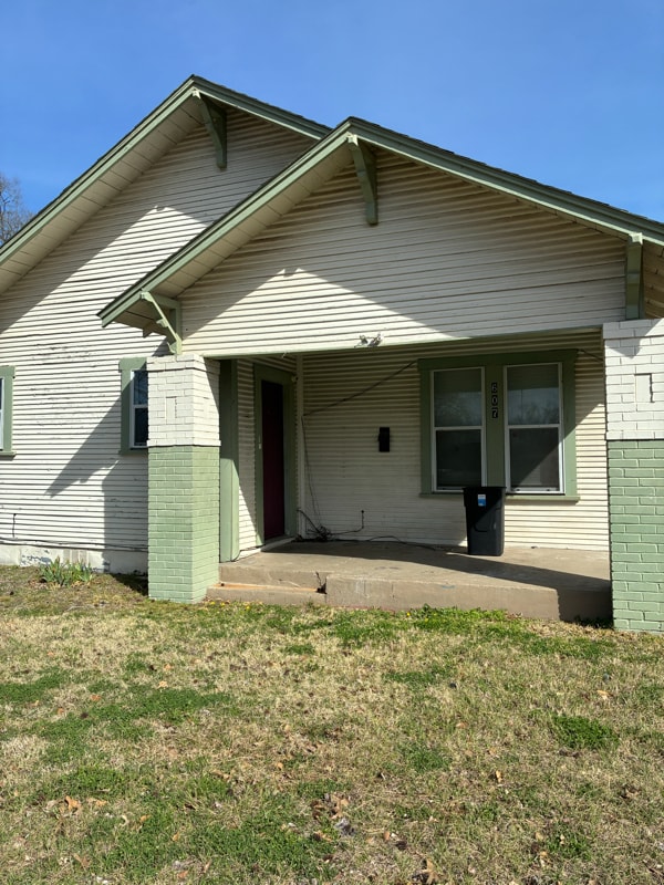 property at 607 9th Ave