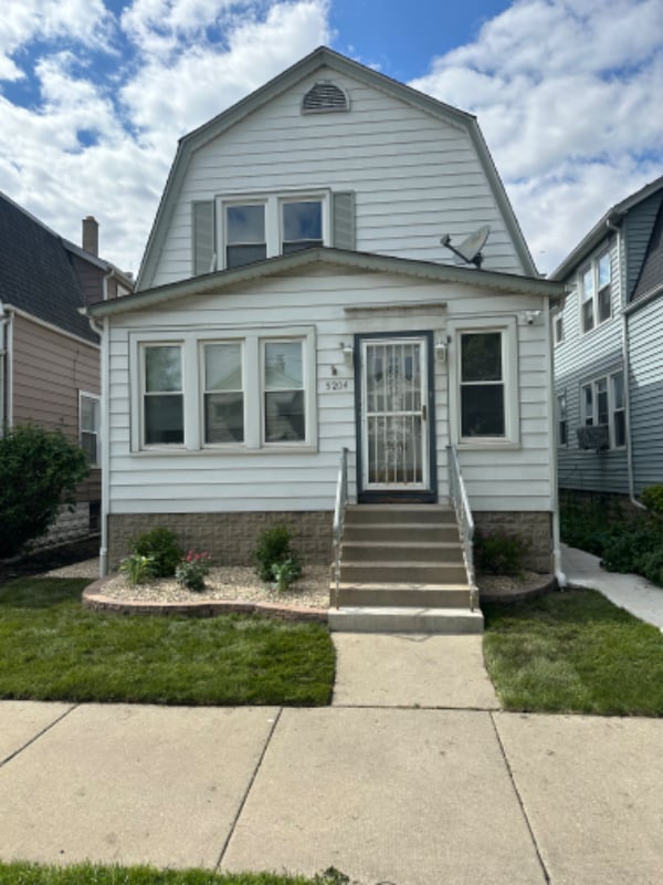 property at 5204 N Ludlam Ave
