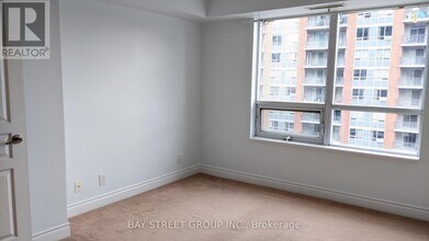 55 S Town Centre Blvd in Markham, ON - Building Photo - Building Photo