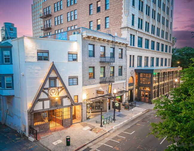The Golden Lofts in Sacramento, CA - Foto de edificio - Building Photo