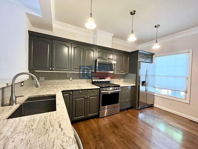 5708 E 10th Ave in Denver, CO - Building Photo - Building Photo