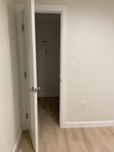 3583 S Bannock St, Unit B in Englewood, CO - Foto de edificio - Building Photo