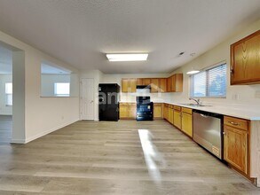 2544 Quarry Ridge Ln in Raleigh, NC - Building Photo - Building Photo