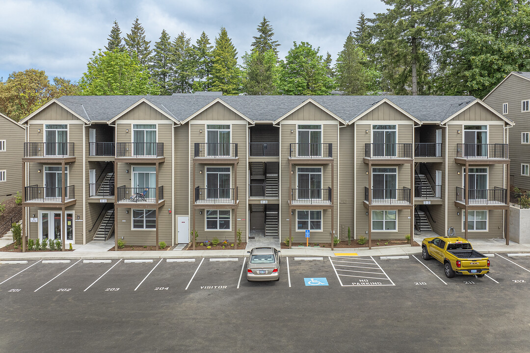 Cedar Square in Portland, OR - Foto de edificio