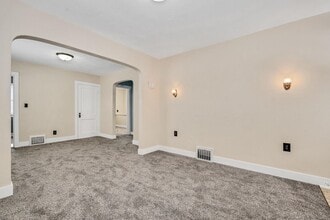 304 Losey Blvd S in La crosse, WI - Foto de edificio - Building Photo