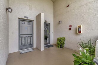 5829 Parkwalk Dr in Boynton Beach, FL - Building Photo - Building Photo