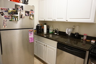 86 Brainerd Rd, Unit 14 in Boston, MA - Building Photo