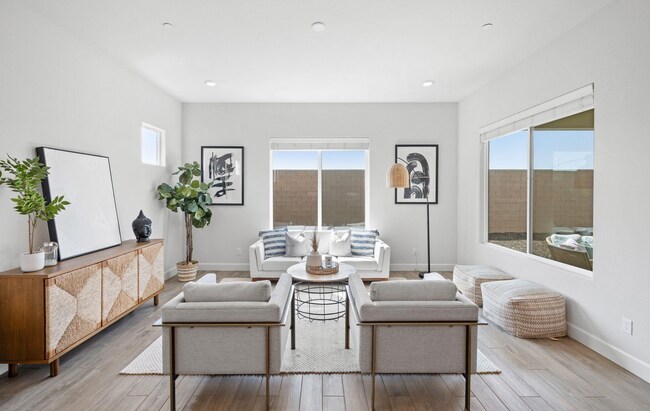 200 Chinook Dr in Brentwood, CA - Building Photo - Building Photo