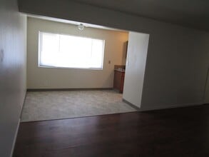 124 San Carlos Ct in Vacaville, CA - Building Photo - Building Photo