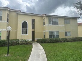 12870 Vista Isles Dr in Plantation, FL - Building Photo