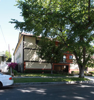 1166 Elm Ave Apartamentos