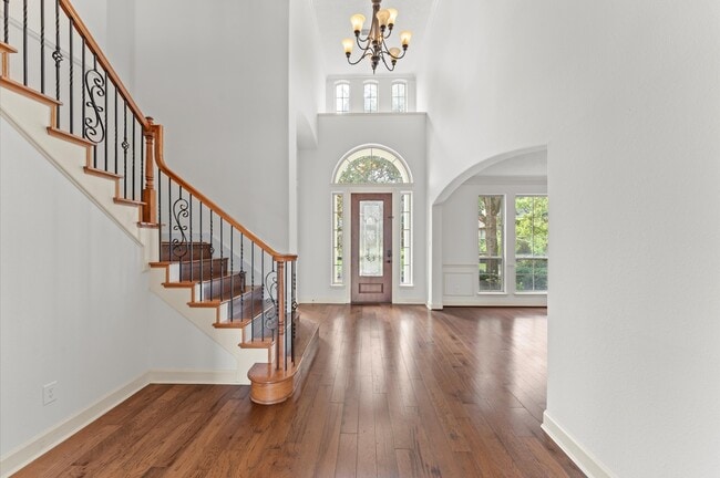 property at 3 N Beech Springs Cir