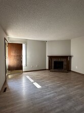 1447 Todd Pl Ct in Wichita, KS - Building Photo - Building Photo