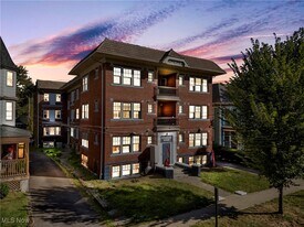 3308 Archwood Ave in Cleveland, OH - Building Photo